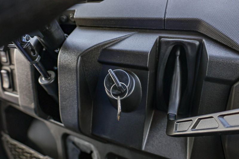 NEW 2026 POLARIS RANGER CREW XP 1000 PREMIUM Image 9