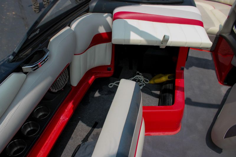 2013 MALIBU 22 MXZ Image 24
