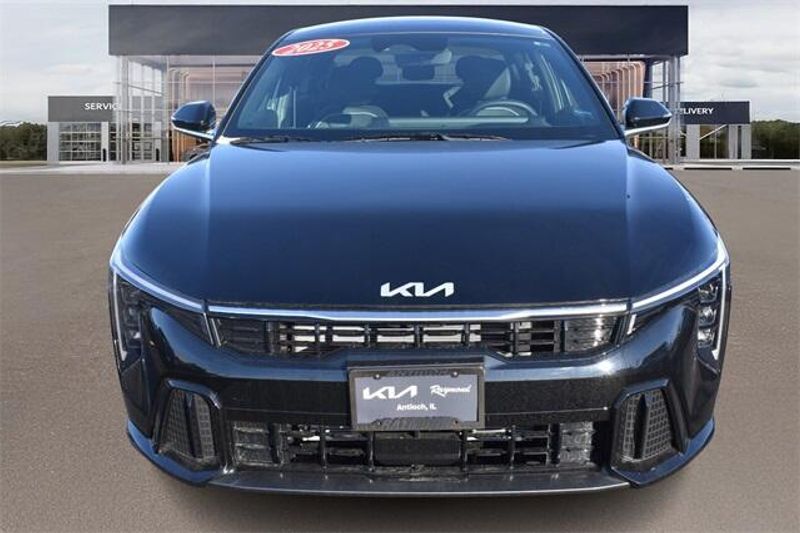 2025 Kia K4 GT-LineImage 8