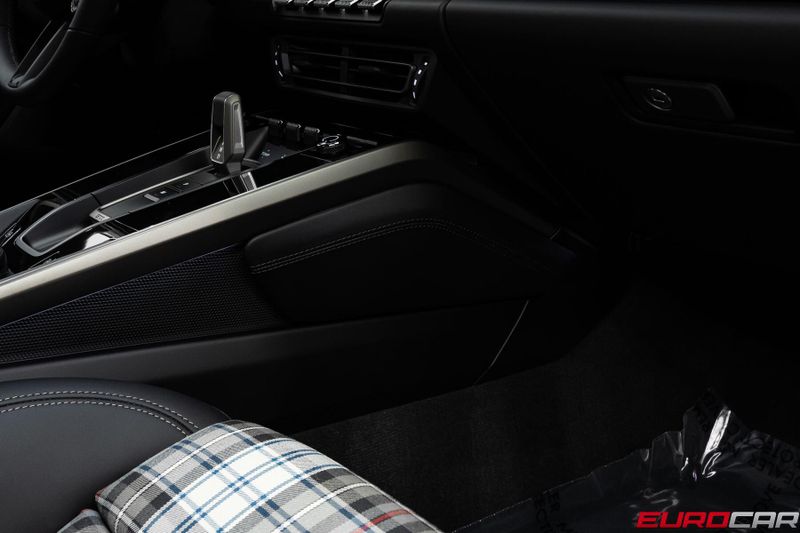 2025 Porsche 911 Turbo 50 Years *LIMITED PRODUCTION * 1784 OF 1974*Image 41