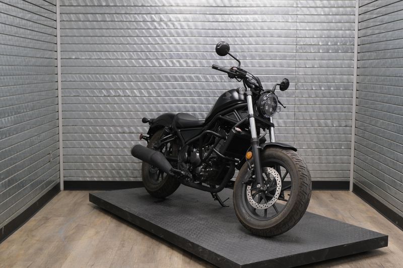 USED 2025 HONDA REBEL 300 Image 1