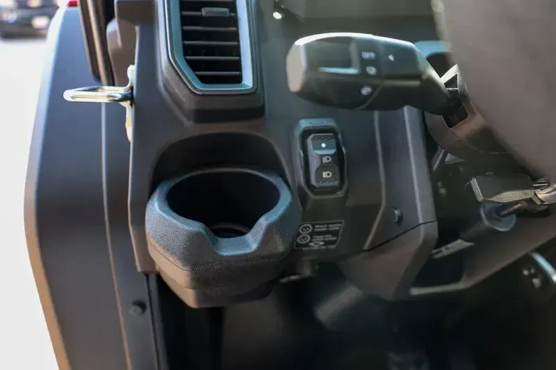 NEW 2026 CFMOTO UFORCE U10 XL PRO HIGHLAND Image 17