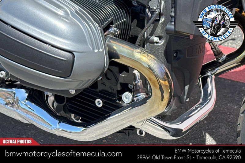 2025 BMW R 12 nineTImage 13