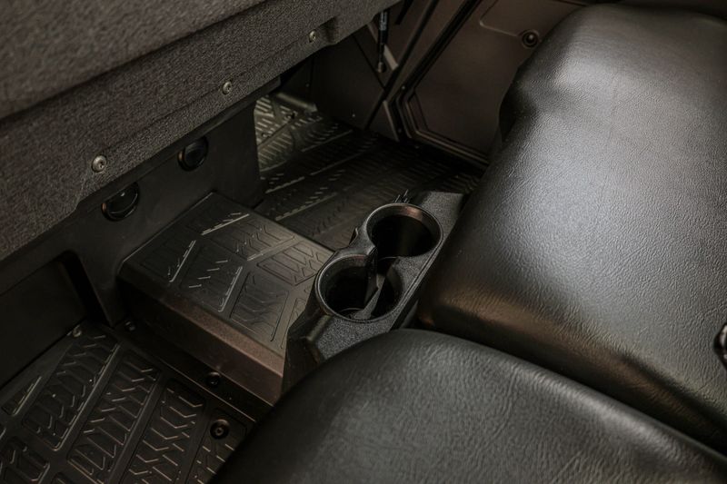 NEW 2027 POLARIS RANGER CREW XP 1000 CAB Image 20