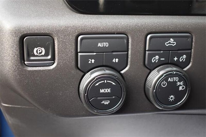 Used 2024 Chevrolet Silverado 1500 LTImage 23