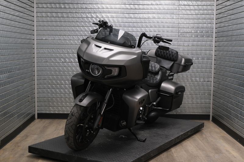 USED 2023 INDIAN MOTORCYCLE CHALLENGER DARK HORSE Image 7