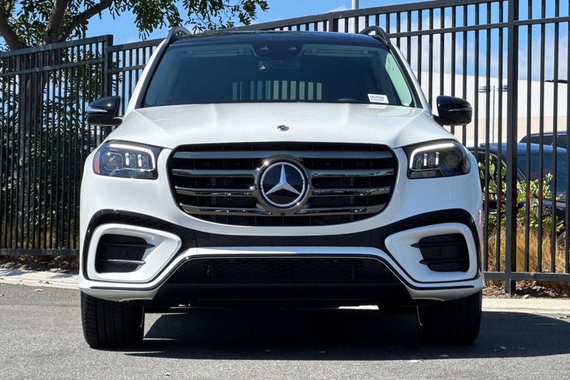 New 2026 Mercedes-Benz GLS 450Image 6