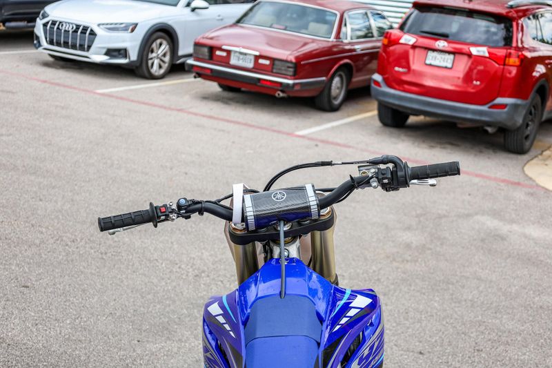 2020 Yamaha YZ450FX  TEAM BLUE Image 27