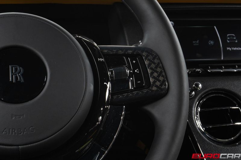Used 2024 Rolls-Royce Cullinan Black Badge *BESPOKE INTERIOR*Image 31