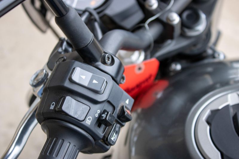USED 2023 KAWASAKI Z650RS ABS Image 18