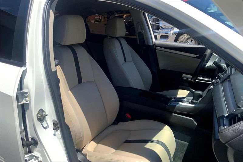 2018 Honda Civic LX photo 7