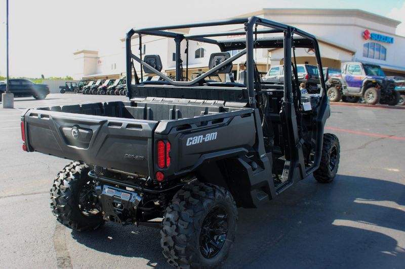 2025 Can-Am DEFENDER MAX DPS HD7 COMPASS GREEN Image 5