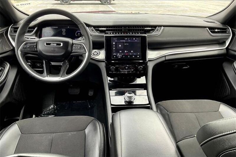 2023 Jeep Grand Cherokee AltitudeImage 15