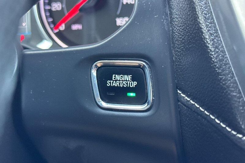 Used 2023 GMC Acadia SLEImage 21