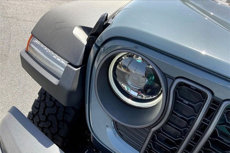 2024 Jeep Wrangler 4-door RubiconImage 11