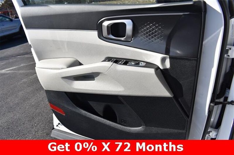 New 2025 Kia Sorento SImage 32