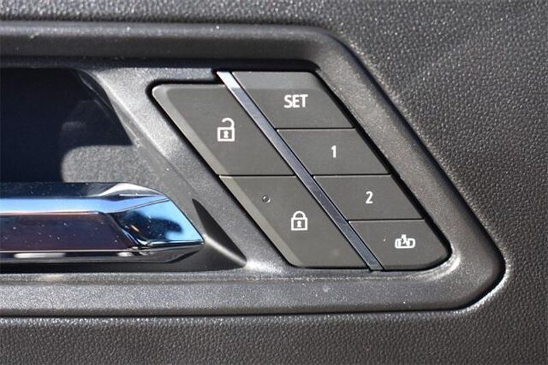 Used 2025 Chevrolet Colorado ZR2Image 22