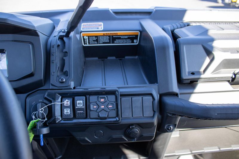 NEW 2026 CAN-AM DEFENDER XT HD7 Image 25