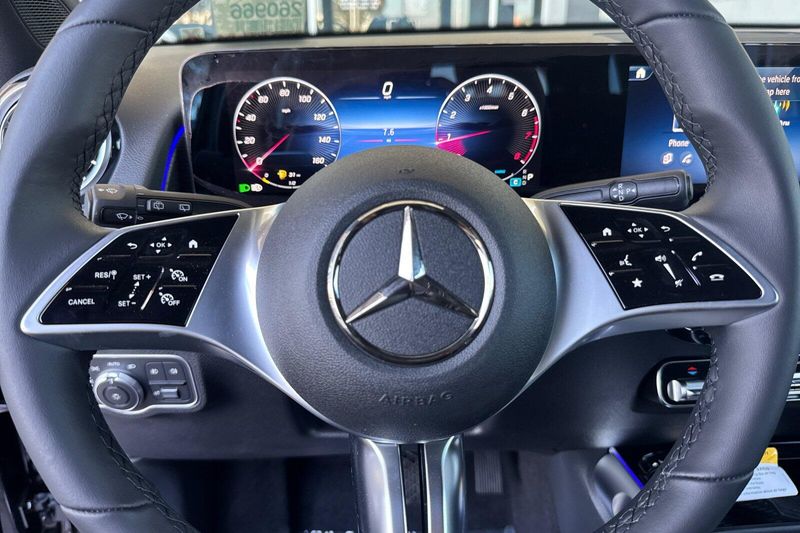 New 2026 Mercedes-Benz GLB 250Image 20