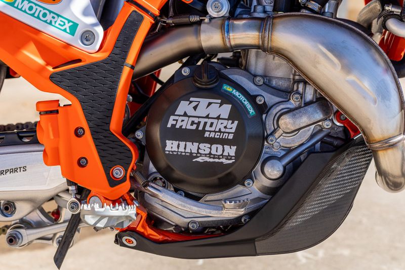 2025 KTM 450 SXF FACTORY EDITION Image 14