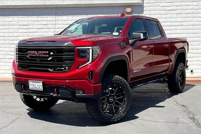 2022 GMC Sierra 1500 AT4XImage 1