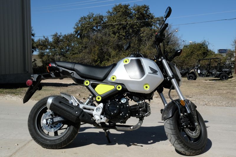 2023 Honda GROM SILVERImage 6