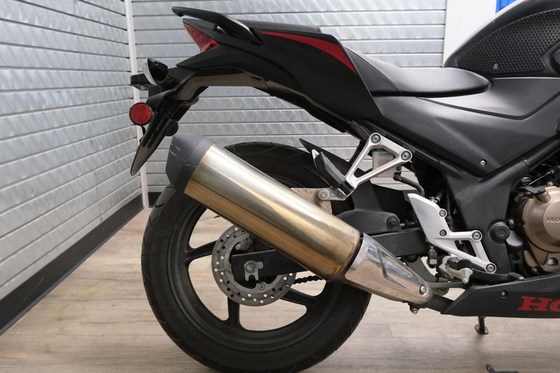 USED 2021 HONDA CBR300R Image 19