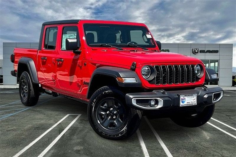 2024 Jeep Gladiator Sport 4x4Image 14