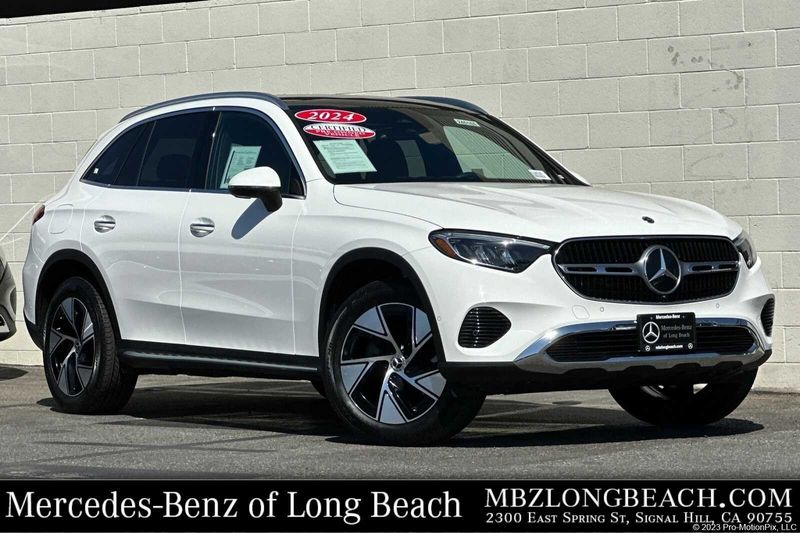 2024 Mercedes-Benz GLC 300Image 1