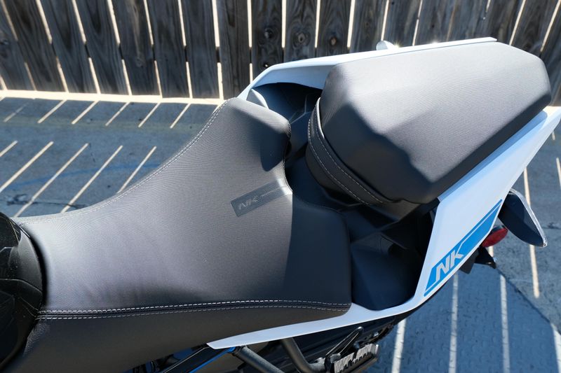 USED 2024 CFMOTO 300NK Image 21