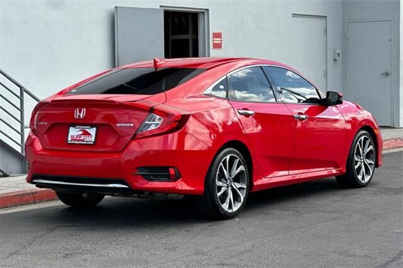 Used 2020 Honda Civic TouringImage 4