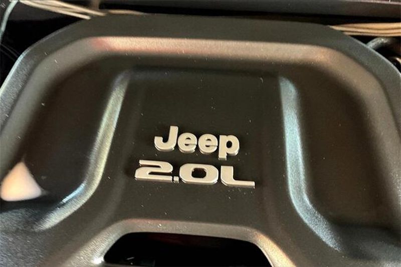 Used 2022 Jeep Wrangler 4xE Unlimited Rubicon 4xeImage 32
