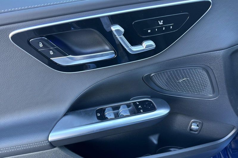 New 2026 Mercedes-Benz C-Class C 300Image 8