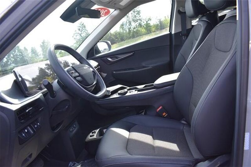 New 2025 Kia EV6 LightImage 20