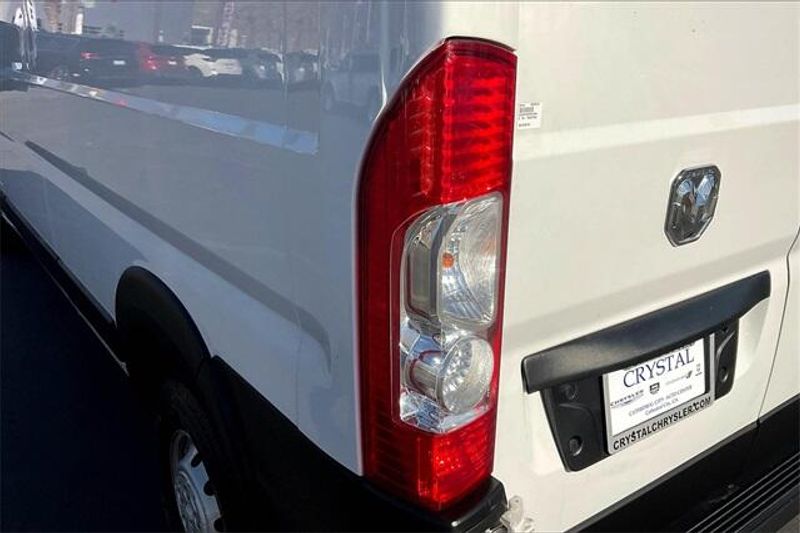 2023 RAM ProMaster 2500 High RoofImage 24