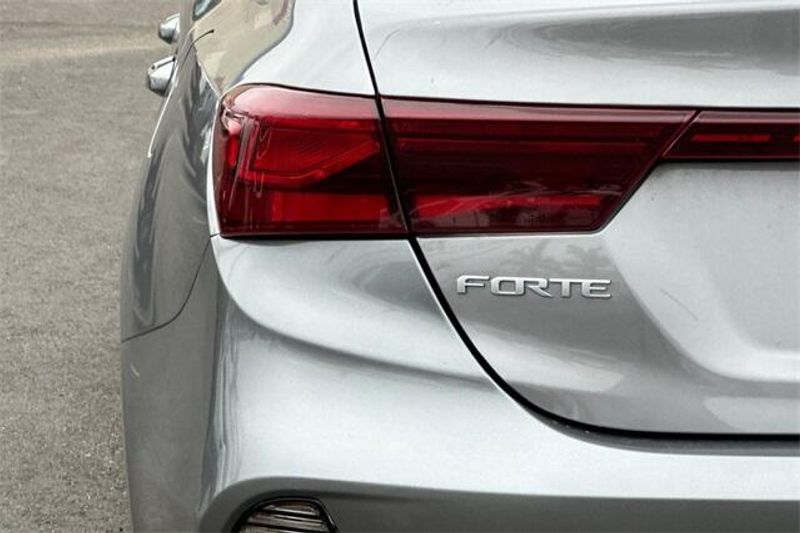 Used 2023 Kia Forte LXSImage 22