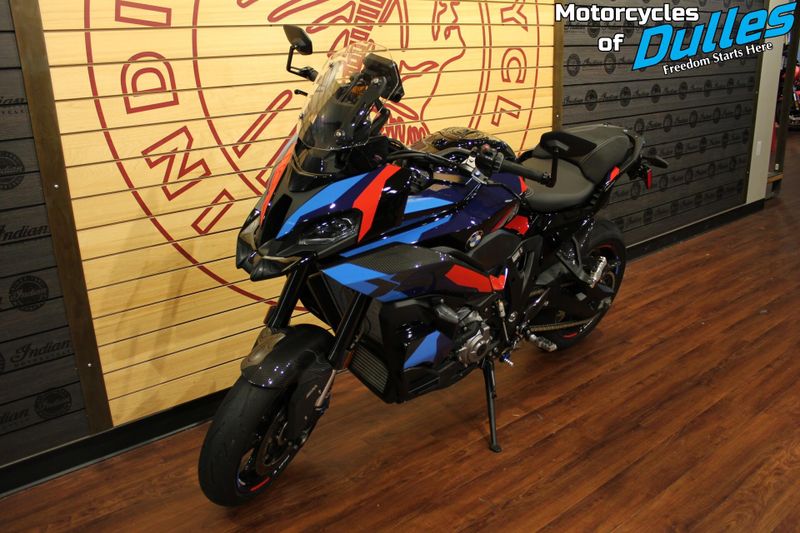 Used 2025 BMW M1000XR Image 4