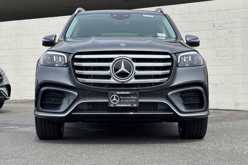 New 2026 Mercedes-Benz GLS 450Image 3