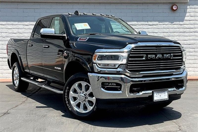 2022 RAM 3500 LaramieImage 12