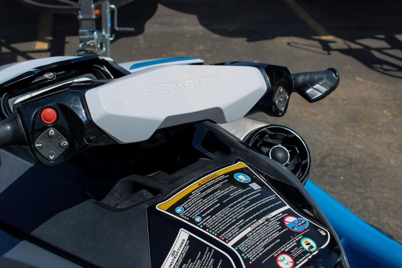 2020 SEADOO GTX 170 BLUE Image 11