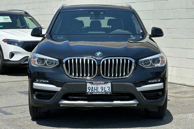 2021 BMW X3 xDrive30eImage 6