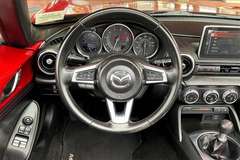 2016 Mazda MX-5 Miata Grand TouringImage 4