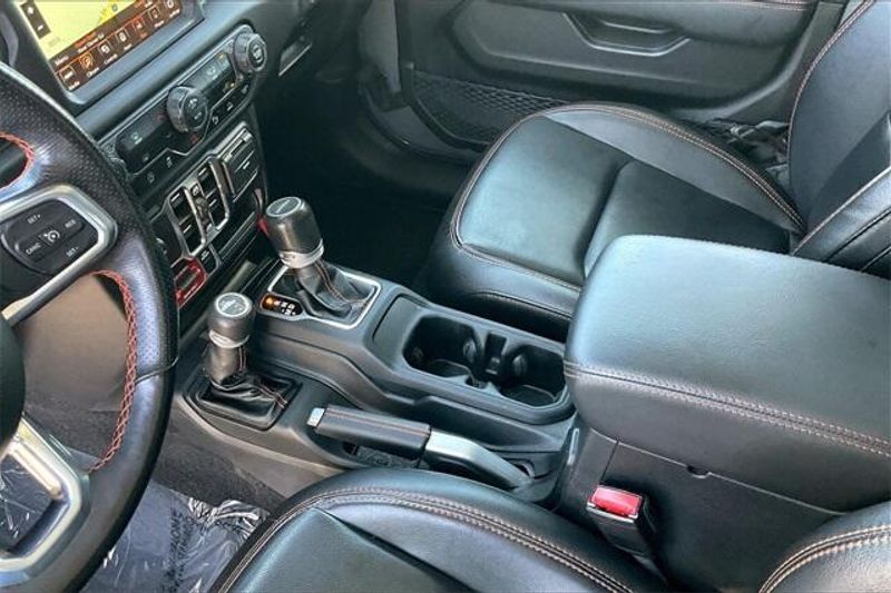 2021 Jeep Gladiator MojaveImage 17