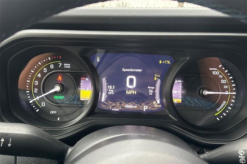 2024 Jeep Wrangler 4xe Rubicon photo 24