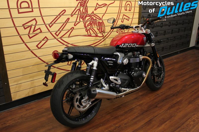New 2025 Triumph Speed Twin 1200 Image 8
