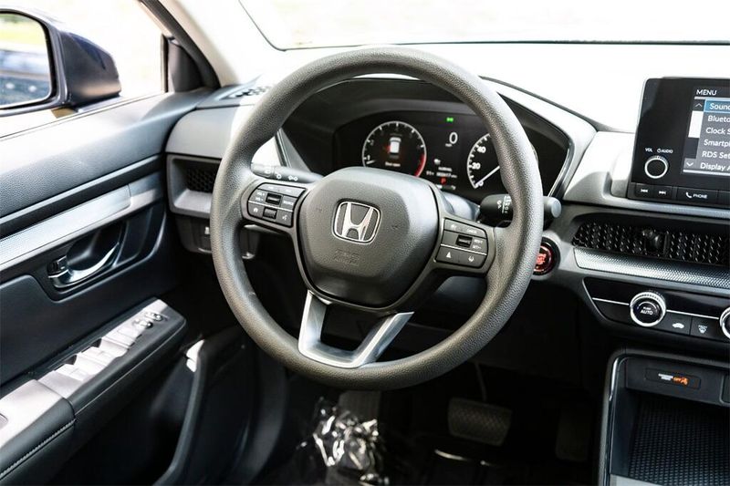 2025 Honda CR-V LX photo 21