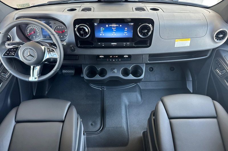 New 2026 Mercedes-Benz Sprinter 2500 Cargo 144 WBImage 9
