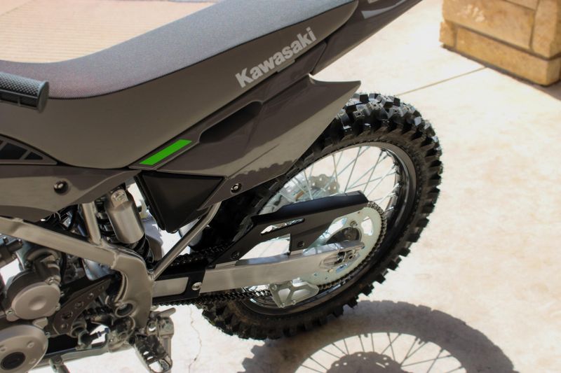2025 Kawasaki KLX140R F BATTLE GRAY Image 14