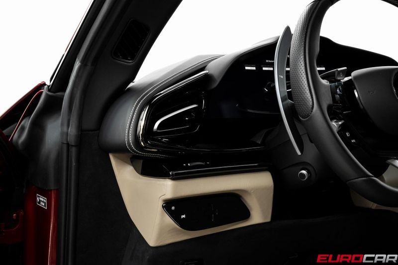 Used 2024 Ferrari Purosangue *SPECIAL FACTORY PAINT * PASSENGER DISPLAY*Image 34