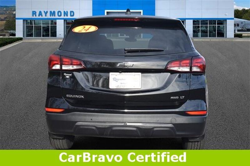 Used 2024 Chevrolet Equinox LTImage 4